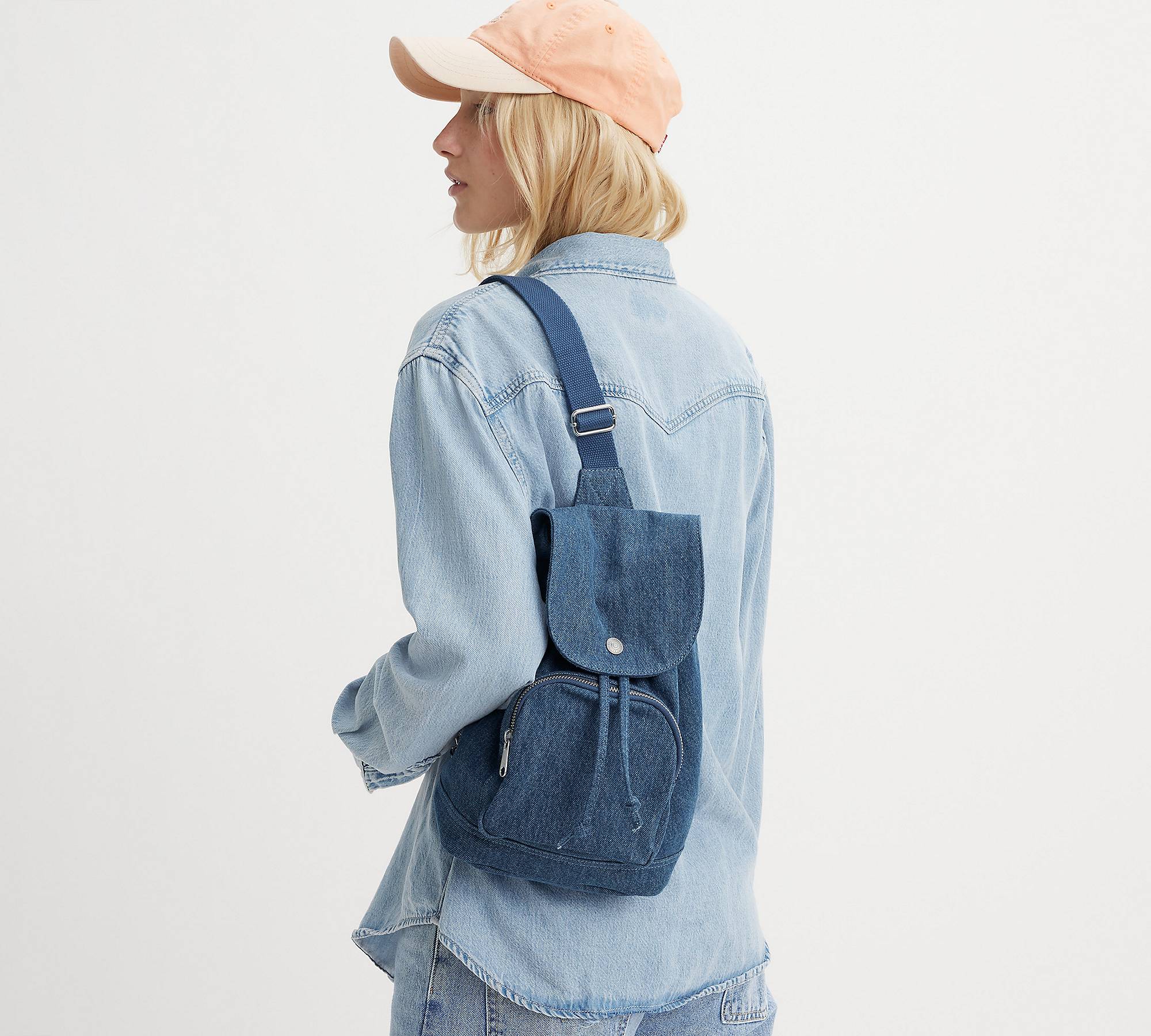 Levi's Sling Bag